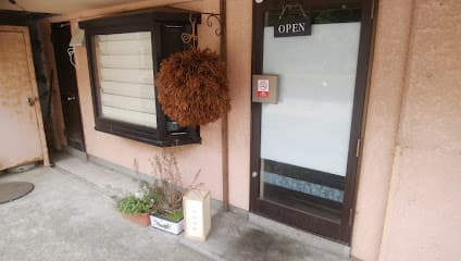 酒房かわせみ