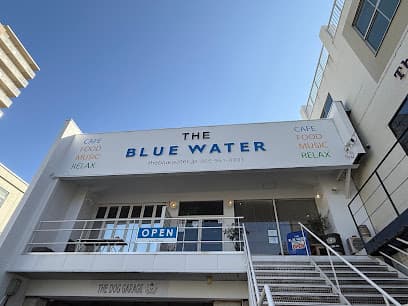 THE BLUE WATER (ザ ブルーウォーター)