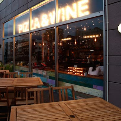 PIZZA&WINE CONA Bivi沼津店(コナ)