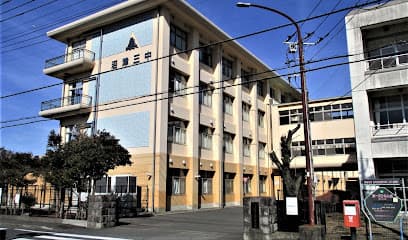 沼津市立第三中学校