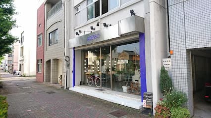 ADESSO(アデッソ)